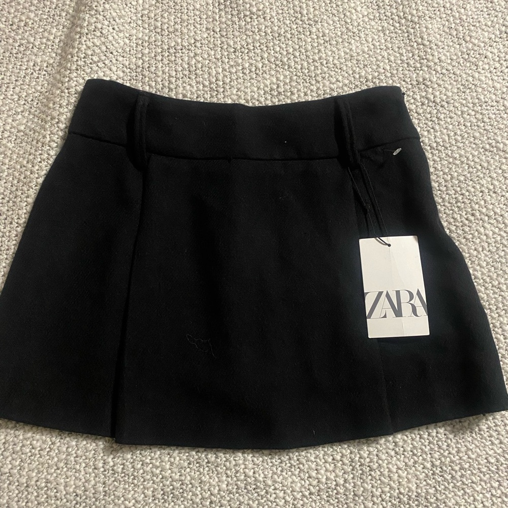 Zara Black Girls skirt